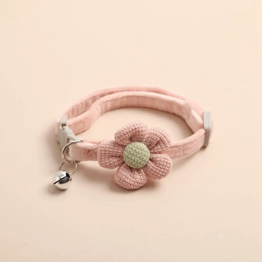 super cute pink flower collar for cats